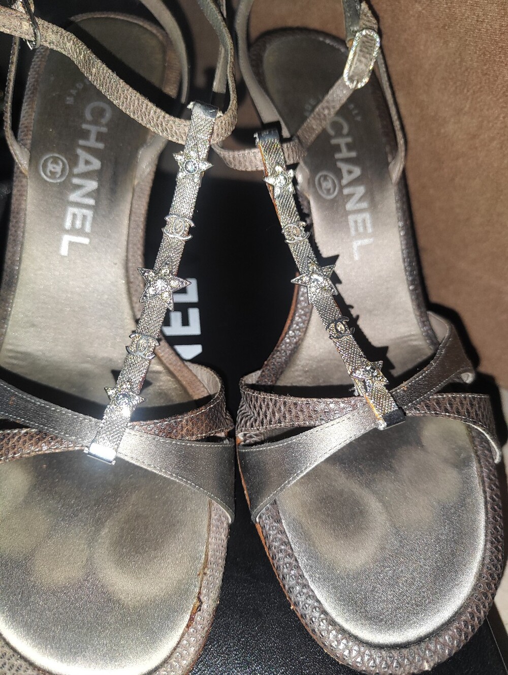 CHANEL satin rhinestone heels/sandals - Picture 6 of 11